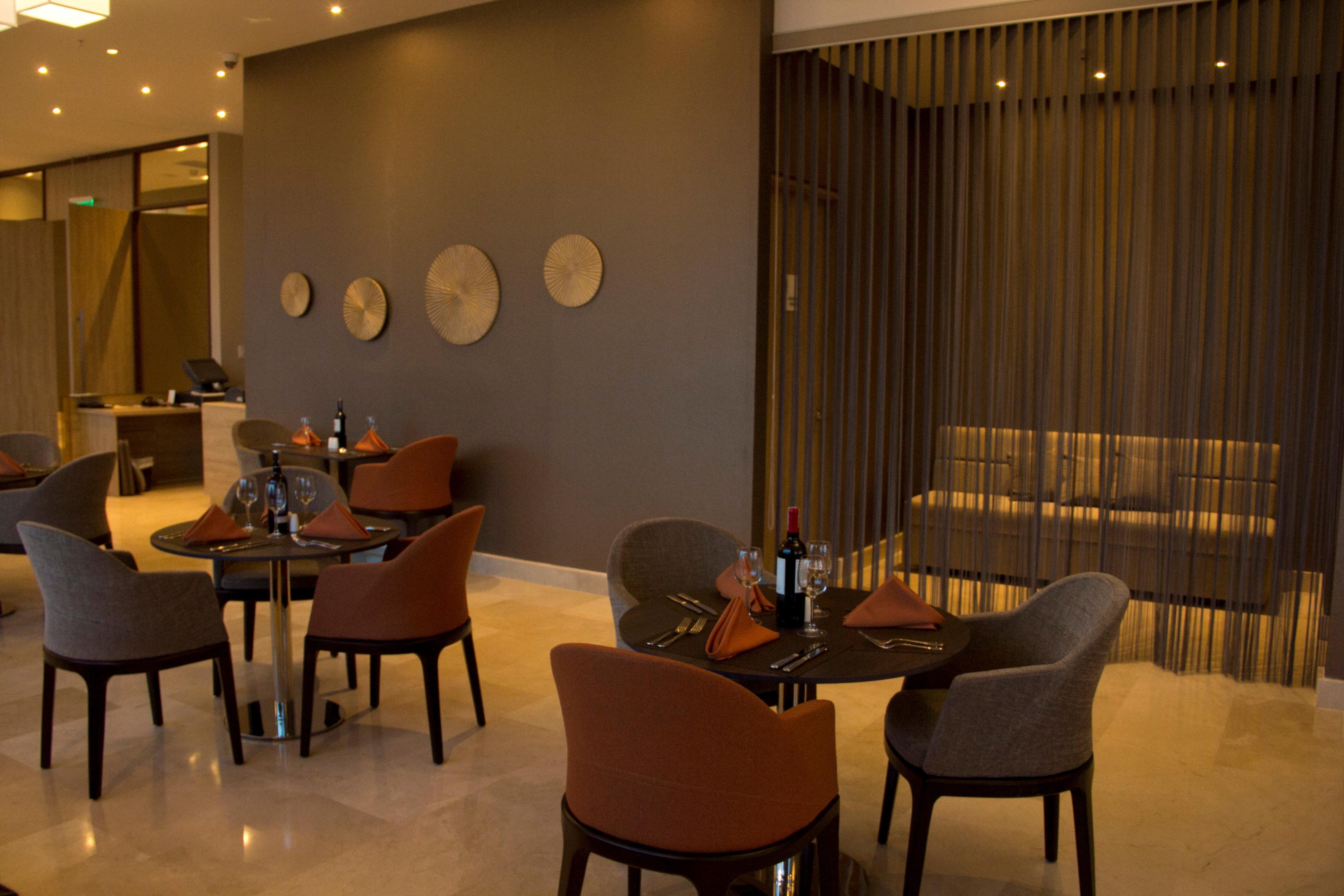 Holiday Inn Cucuta By Ihg Exteriér fotografie The restaurant