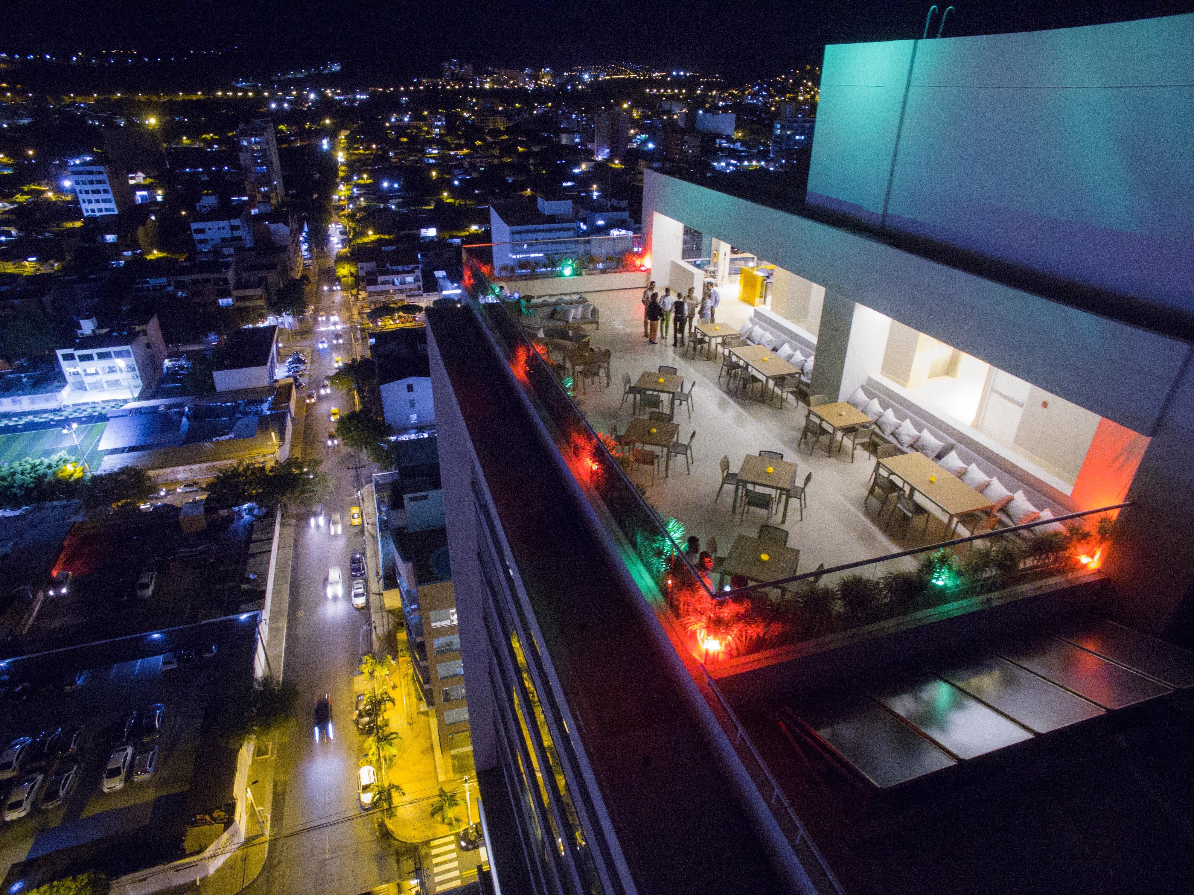 Holiday Inn Cucuta By Ihg Exteriér fotografie Skyline of the city