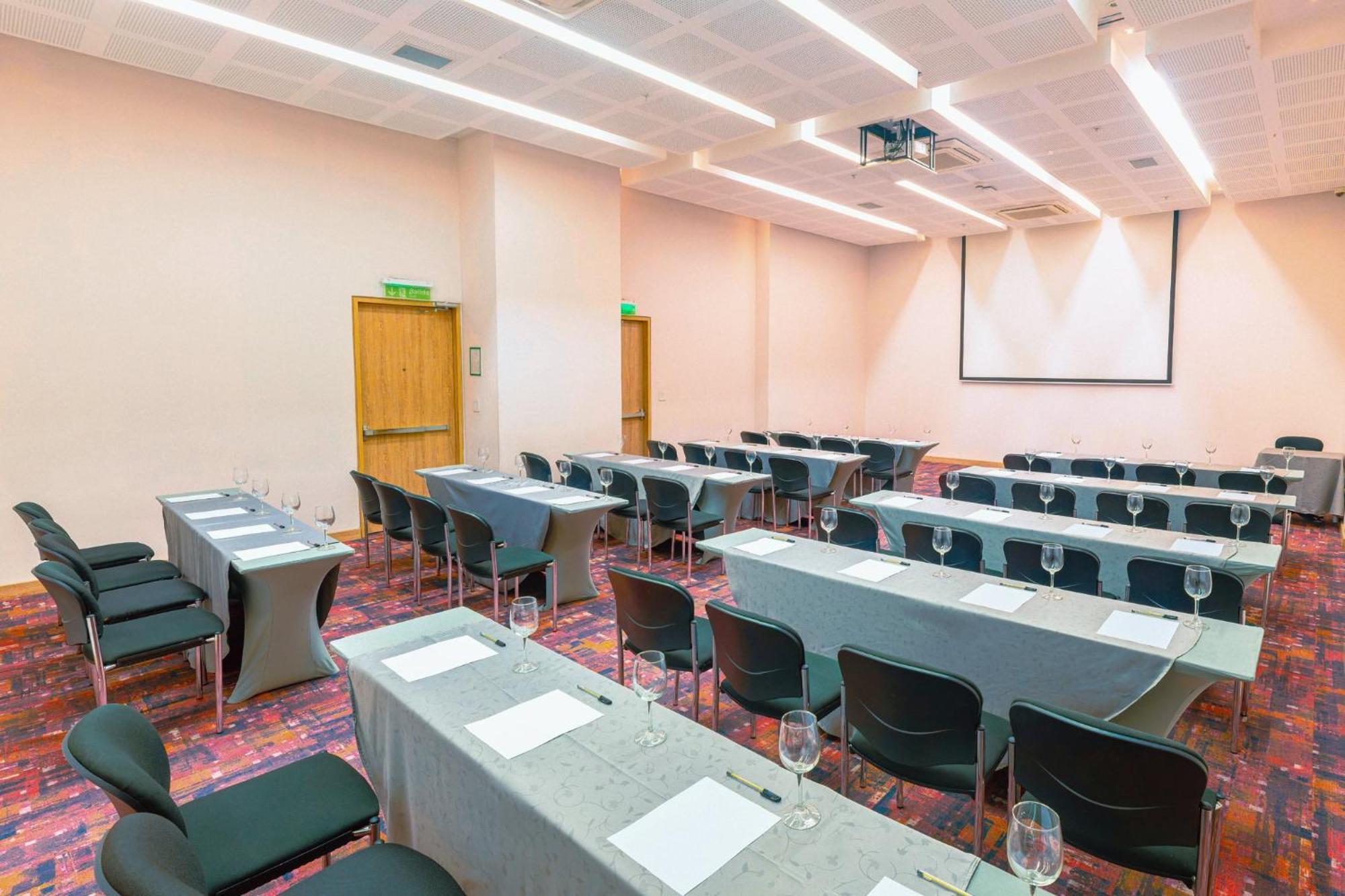Holiday Inn Cucuta By Ihg Exteriér fotografie Meeting room