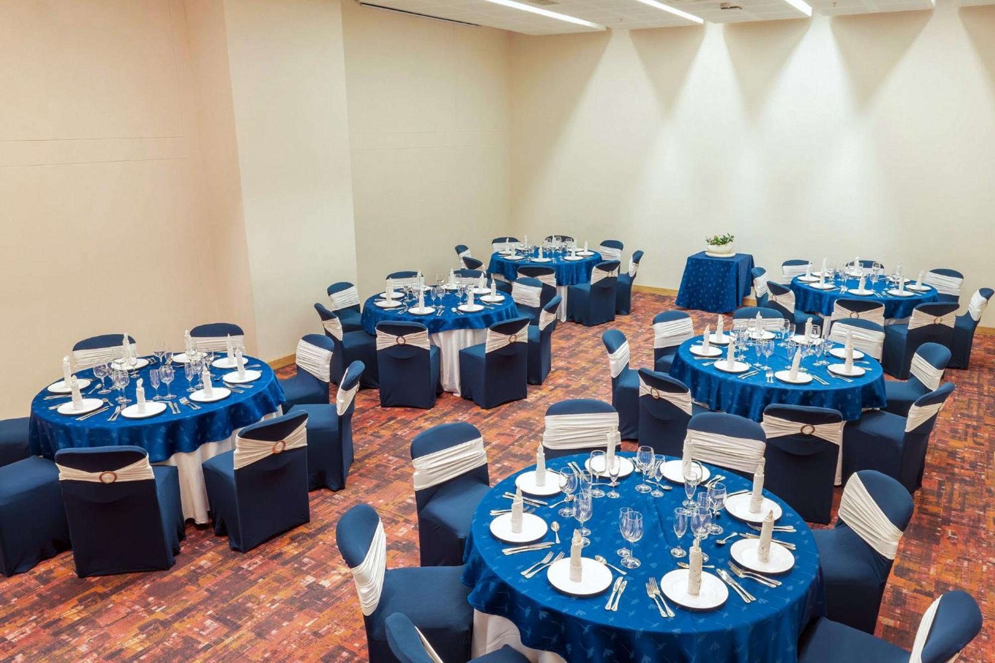 Holiday Inn Cucuta By Ihg Exteriér fotografie Banquet Hall